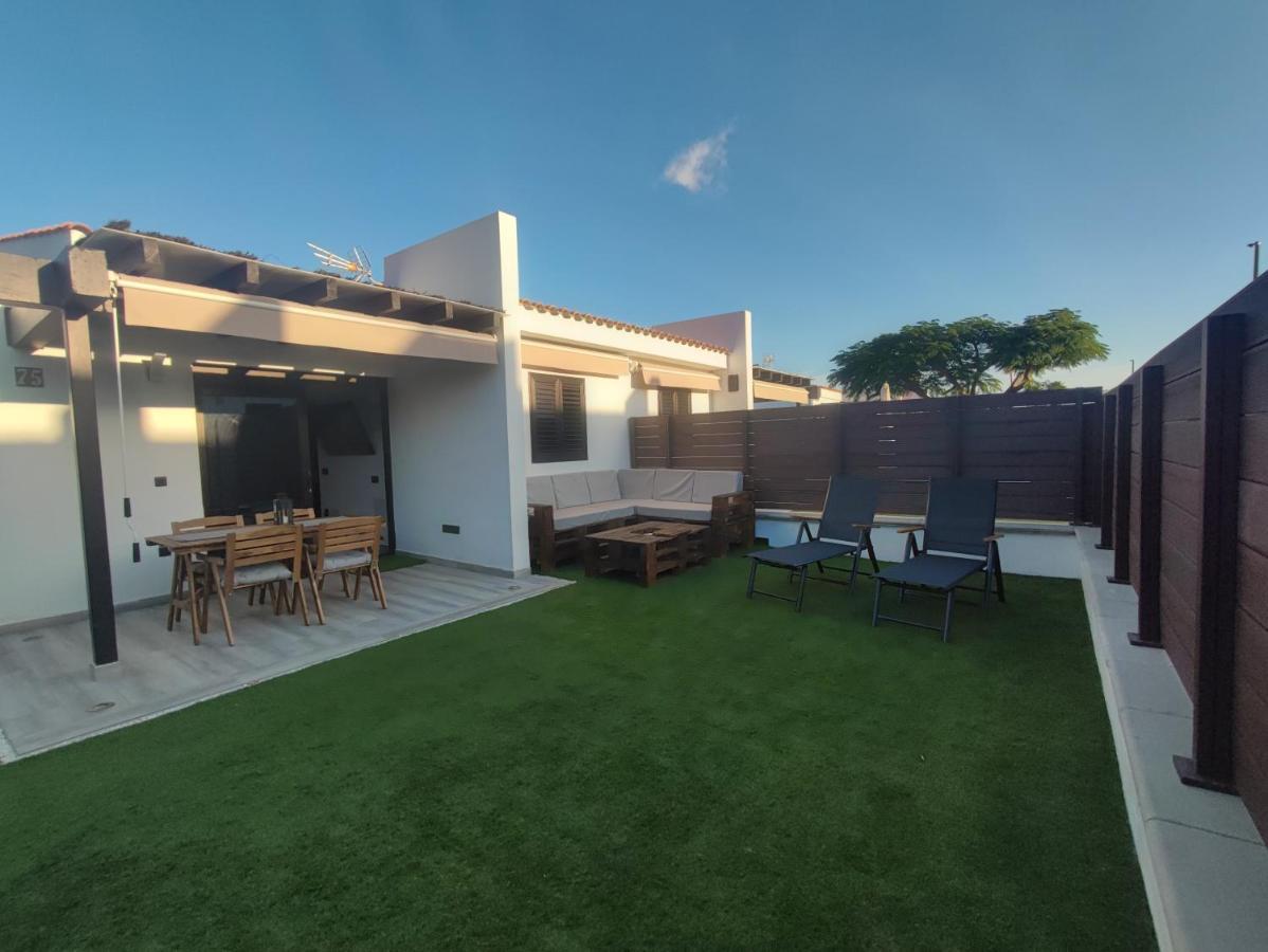 Bungalow Maspalomas Golf Con Jacuzzi, Piscina Y Jardin San Bartolomé Dış mekan fotoğraf